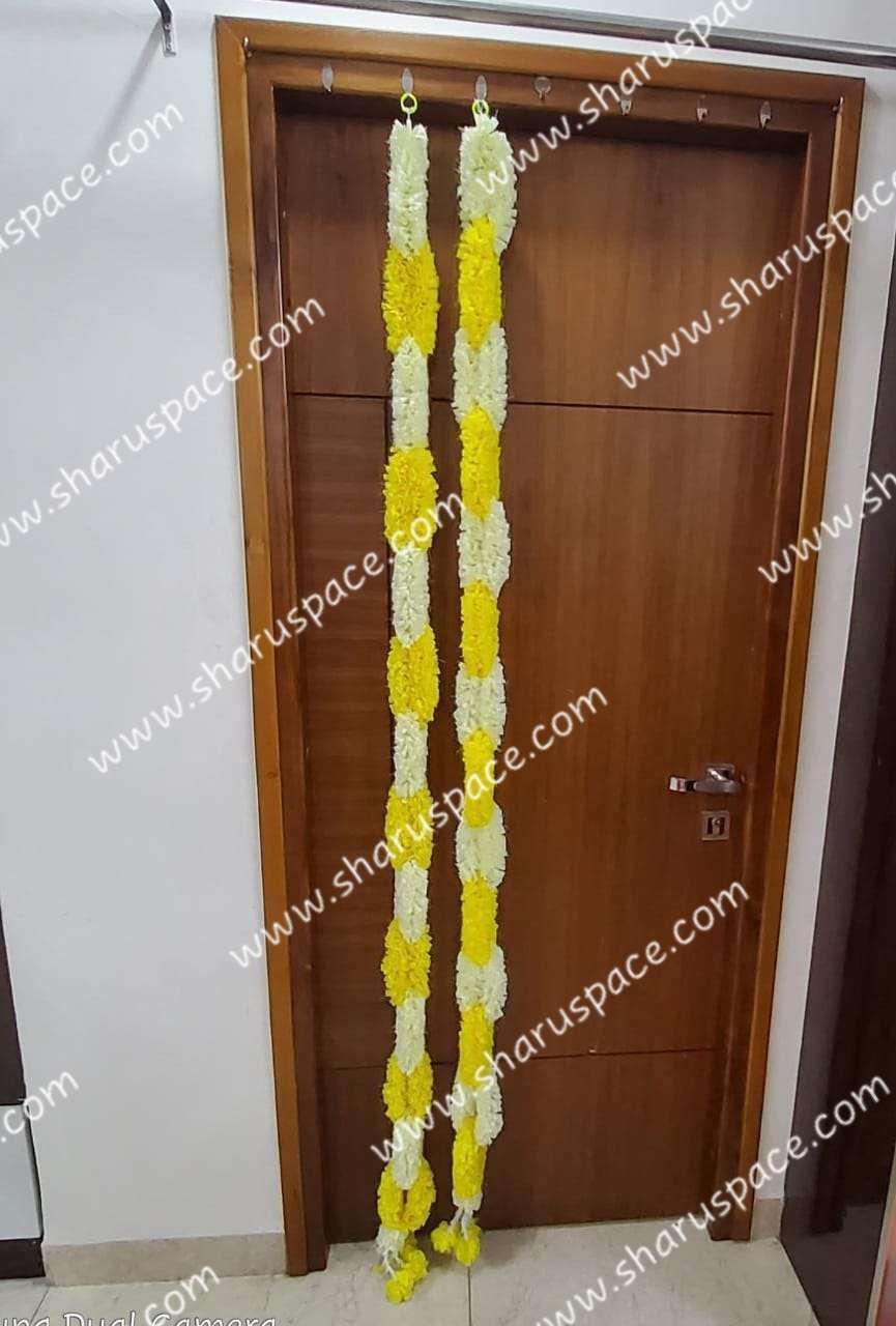 Sharu Space White and Yellow Chain Cloth Flower Strings 6ft - Pair